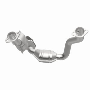 Ford Ranger Catalytic Converter - Magnaflow - OEM Grade Direct-Fit - `01-`03