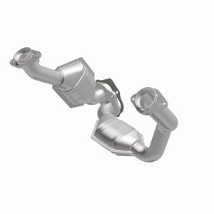 Ford Ranger Catalytic Converter - Magnaflow - OEM Grade Direct-Fit - `01-`03