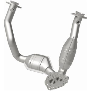 Ford Ranger Catalytic Converter - Magnaflow - OEM Grade Direct-Fit - `01-`03