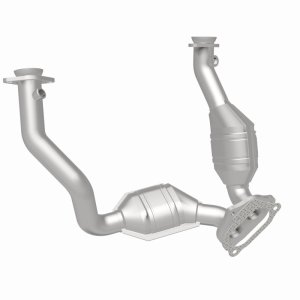 Ford Ranger Catalytic Converter - Magnaflow - OEM Grade Direct-Fit - `01-`03