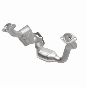 Ford Ranger Catalytic Converter - Magnaflow - OEM Grade Direct-Fit - `01-`03