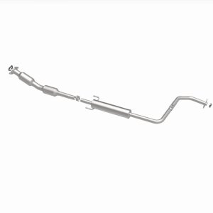 Toyota Prius Catalytic Converter - Underbody - Magnaflow - Direct Fit EPA Compliant - `04-`09