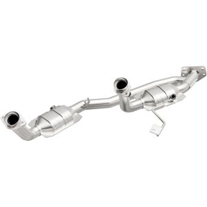 Ford Freestar Catalytic Converter - Magnaflow - HM Grade Direct-Fit - `04-`07