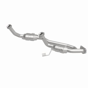 Ford Freestar Catalytic Converter - Magnaflow - HM Grade Direct-Fit - `04-`07