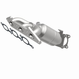 Volvo S80 Catalytic Converter - Magnaflow - HM Grade Direct-Fit - `02-`04