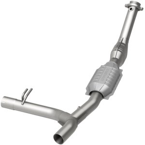 Ford F-150 Catalytic Converter - Magnaflow - HM Grade Direct-Fit - `97-`03