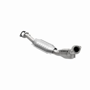 Ford Crown Victoria Catalytic Converter - Magnaflow - HM Grade Direct-Fit - `95-`02