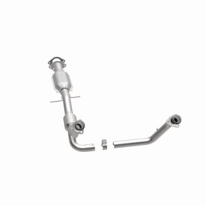 GMC Sonoma Catalytic Converter - Magnaflow - HM Grade Direct-Fit, Federal/EPA Compliant - `00-`04