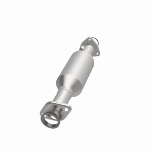 Honda CR-V Catalytic Converter - Magnaflow - HM Grade Direct-Fit - `97-`01