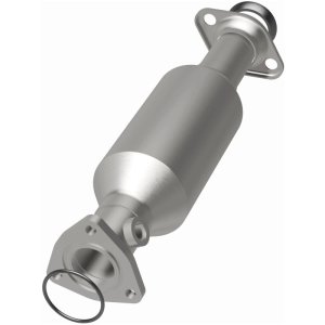 Honda CR-V Catalytic Converter - Magnaflow - HM Grade Direct-Fit - `97-`01