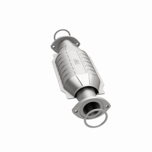 Toyota Tacoma Catalytic Converter - Magnaflow - HM Grade Direct-Fit - `95-`00 Toyota Tacoma Catalytic Converter - Magnaflow - HM Grade Direct-Fit - `95-`00