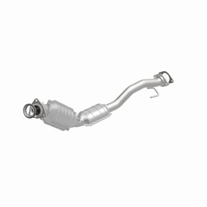 Chevrolet Trailblazer Catalytic Converter - Magnaflow - HM Grade Direct-Fit - `08-`09