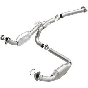Chevrolet Express 1500 Catalytic Converter - Magnaflow - HM Grade Direct-Fit - `03-`08