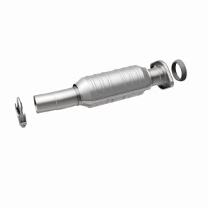 Toyota Sienna Catalytic Converter - Rear - Magnaflow - HM Grade Direct-Fit - `04-`06 Toyota Sienna Catalytic Converter - Rear - Magnaflow - HM Grade Direct-Fit - `04-`06