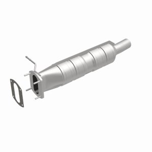 Ford F-350 Super Duty Catalytic Converter - Rear - Magnaflow - Direct-Fit - `05-`07