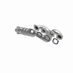BMW 7 Series Catalytic Converter - Magnaflow - Direct-Fit, HM Grade - `02-`03