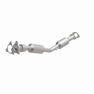 Chevrolet Cobalt Catalytic Converter - Magnaflow - HM Grade, Direct-Fit, Federal/EPA Compliant, Stainless Steel - `05-`07