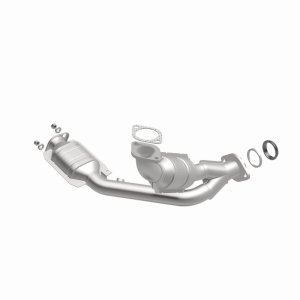 Mitsubishi Montero Performance Exhaust - Magnaflow - Direct-Fit Catalytic Converter - `01-`02
