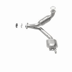 Mitsubishi Montero Performance Exhaust - Magnaflow - Direct-Fit Catalytic Converter - `01-`02