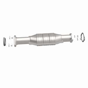 Mitsubishi Montero Catalytic Converter - Rear - Magnaflow - HM Grade Direct-Fit - `01-`02