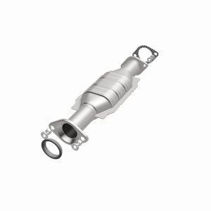 Mitsubishi Montero Catalytic Converter - Rear - Magnaflow - HM Grade Direct-Fit - `01-`02