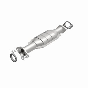 Mitsubishi Montero Catalytic Converter - Rear - Magnaflow - HM Grade Direct-Fit - `01-`02