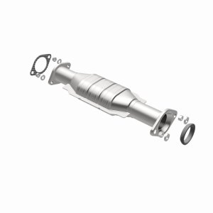 Mitsubishi Montero Catalytic Converter - Rear - Magnaflow - HM Grade Direct-Fit - `01-`02