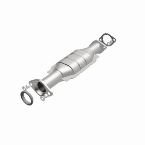 Mitsubishi Montero Catalytic Converter - Rear - Magnaflow - HM Grade Direct-Fit - `01-`02