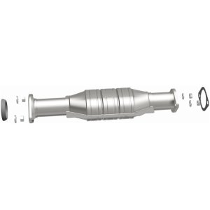 Mitsubishi Montero Catalytic Converter - Rear - Magnaflow - HM Grade Direct-Fit - `01-`02