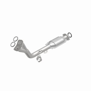 Toyota 4Runner Catalytic Converter - Direct Fit - Magnaflow - HM Grade Federal/EPA Compliant - `96-`00