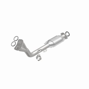 Toyota 4Runner Catalytic Converter - Direct Fit - Magnaflow - HM Grade Federal/EPA Compliant - `96-`00