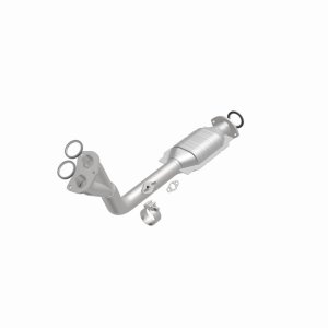 Toyota 4Runner Catalytic Converter - Direct Fit - Magnaflow - HM Grade Federal/EPA Compliant - `96-`00