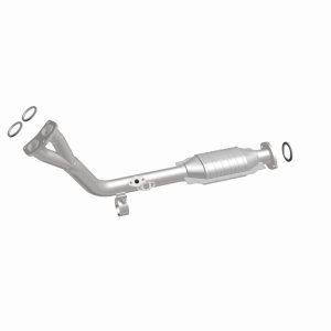 Toyota 4Runner Catalytic Converter - Direct Fit - Magnaflow - HM Grade Federal/EPA Compliant - `96-`00