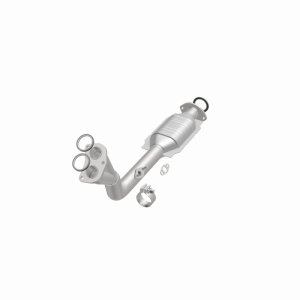Toyota 4Runner Catalytic Converter - Direct Fit - Magnaflow - HM Grade Federal/EPA Compliant - `96-`00