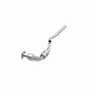 Volkswagen Passat Catalytic Converter - Magnaflow - HM Grade Direct-Fit - `06-`08