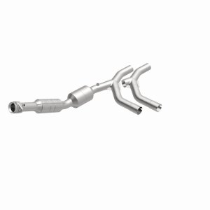 Ford E-150 Catalytic Converter - Passenger Side - Magnaflow - HM Grade Direct-Fit - `05-`07