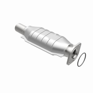 Ford Five Hundred Catalytic Converter - Magnaflow - HM Grade Direct-Fit - `05-`07