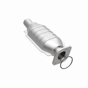 Ford Freestyle Catalytic Converter - Magnaflow - HM Grade Direct-Fit - `05-`07