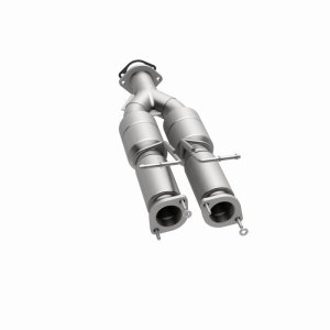 Volvo XC90 Catalytic Converter - Magnaflow - HM Grade Direct-Fit - `05-`11