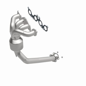 Volvo XC90 Catalytic Converter - Front - Magnaflow - HM Grade Manifold - `05-`11