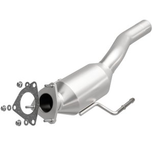 Volkswagen Touareg Catalytic Converter - Magnaflow - Direct Fit - `04-`06 Volkswagen Touareg Catalytic Converter - Magnaflow - Direct Fit - `04-`06