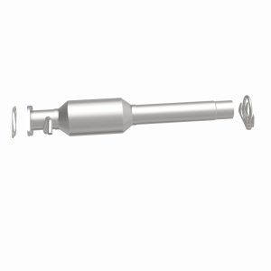 Toyota Highlander Catalytic Converter - Magnaflow - HM Grade Direct-Fit - `04-`07