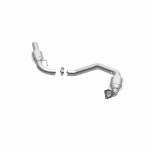 Chevrolet Express 2500 Catalytic Converter - Driver Side - Magnaflow - HM Grade Federal/EPA Compliant Direct-Fit - `06-`09