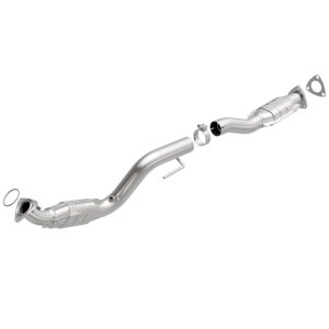Chevrolet Express 3500 Catalytic Converter - Passenger Side - Magnaflow - HM Grade Direct-Fit - `03-`07 Chevrolet Express 3500 Catalytic Converter - Passenger Side - Magnaflow - HM Grade Direct-Fit - `03-`07