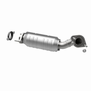 Cadillac SRX Catalytic Converter - Magnaflow - HM Grade Direct-Fit - `04-`08