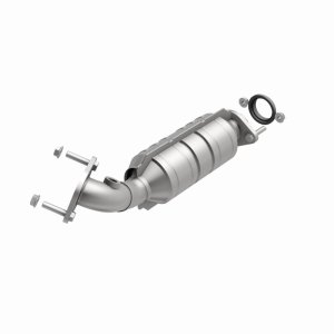 Cadillac STS Catalytic Converter - Magnaflow - HM Grade Direct-Fit - `05-`07