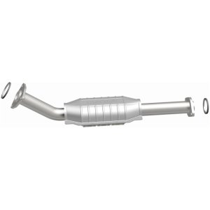 Toyota Tundra Catalytic Converter - Magnaflow - HM Grade Direct-Fit - `03-`05