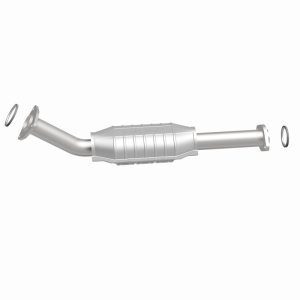 Toyota Tundra Catalytic Converter - Magnaflow - HM Grade Direct-Fit - `03-`05