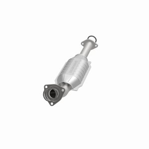 Toyota Tundra Catalytic Converter - Magnaflow - HM Grade Direct-Fit - `03-`05