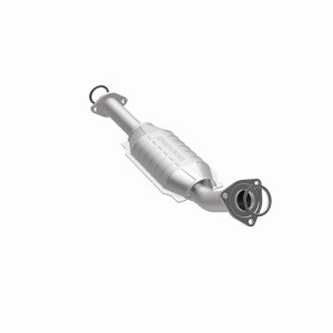 Toyota Tundra Catalytic Converter - Magnaflow - HM Grade Direct-Fit - `03-`05